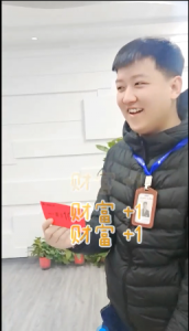 號(hào)外！號(hào)外！本周出現(xiàn)百元大獎(jiǎng)！越努力越幸運(yùn)！